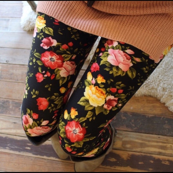 REDUCED! Multicolor Soft Brushed Leggings OS(2-12) - Picture 3 of 7